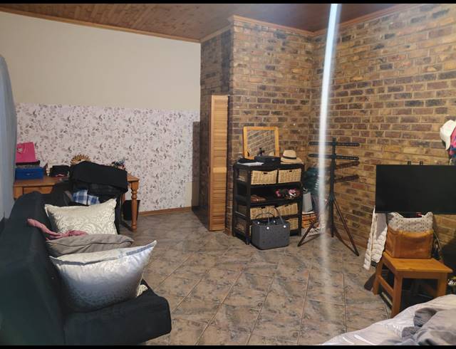 4 BEDROOM HOUSE FOR SALE IN BRITS CENTRAL